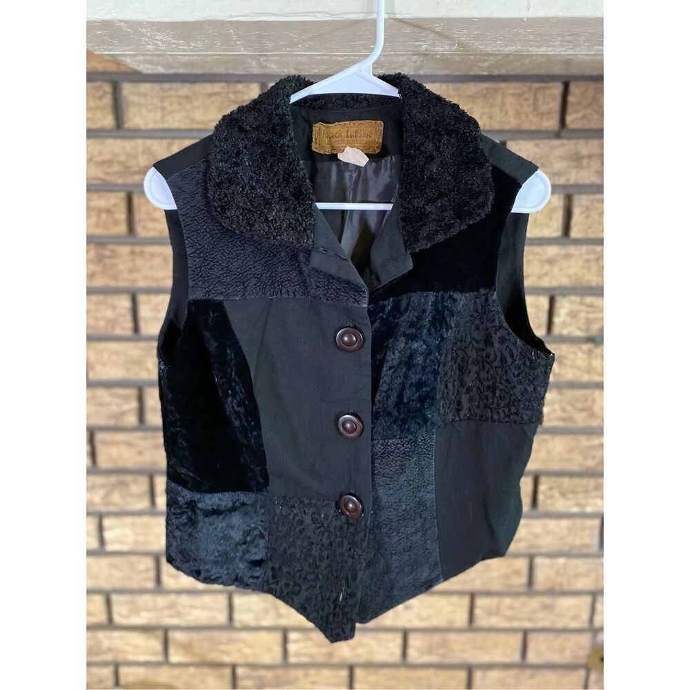 Lucia Lukken‎ Brookskirts 100% Wool Vest